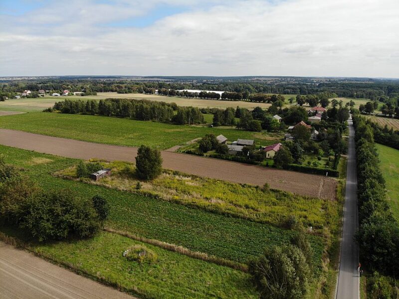 Działka w cichej okolicy - ogłoszenia