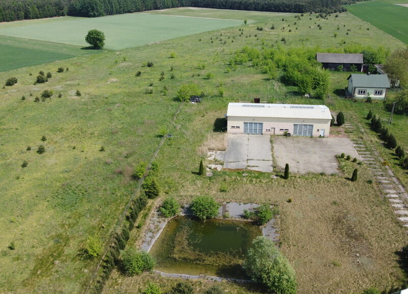Hala produkcyjno-warsztatowa 209 m kw. gm. Przyłęk