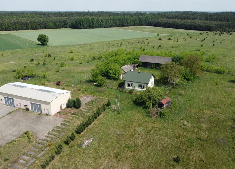 Hala produkcyjno-warsztatowa 209 m kw. gm. Przyłęk