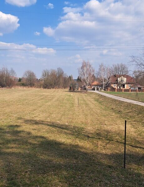 Jaroszyn, pow. Puławy, działka budowlana 12a arów.