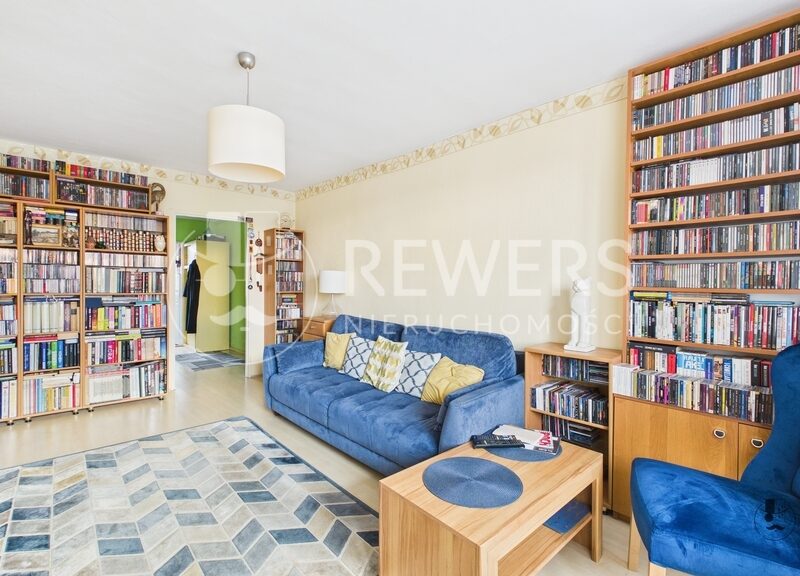 Na sprzedaż 1-pokojowe mieszkanie 34,3 m² + balkon 3,4 m², położone w jednej z centralnych i dobrze rozwiniętych dzielnic Lublina - Wieniawie, ul. Puławska. Gra - MIESZKANIE na SPRZEDAŻ , LUBLIN