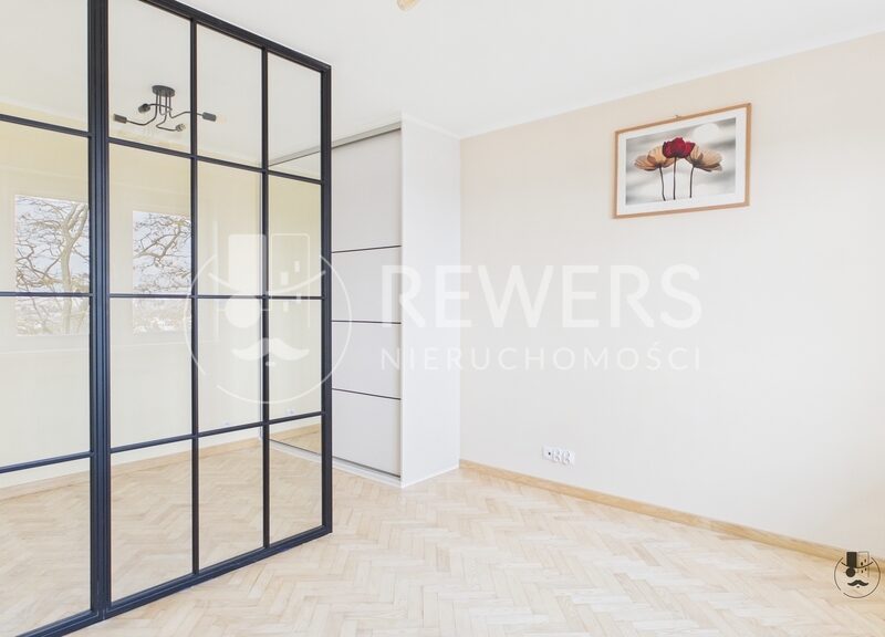 Na sprzedaż mieszkanie 1-pokojowe 33,32 m² + balkon 3,2 m², znajdujące się w ścisłym centrum Lublina, przy ul. Narutowicza. Śródmieście. Jest to jedna z najbard - MIESZKANIE na SPRZEDAŻ , LUBLIN
