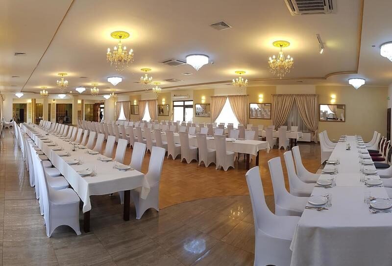 Kompleks hotel-eventowy + bud.usługowe z najemcami - PIASKI, LUBELSKIE na SPRZEDAŻ