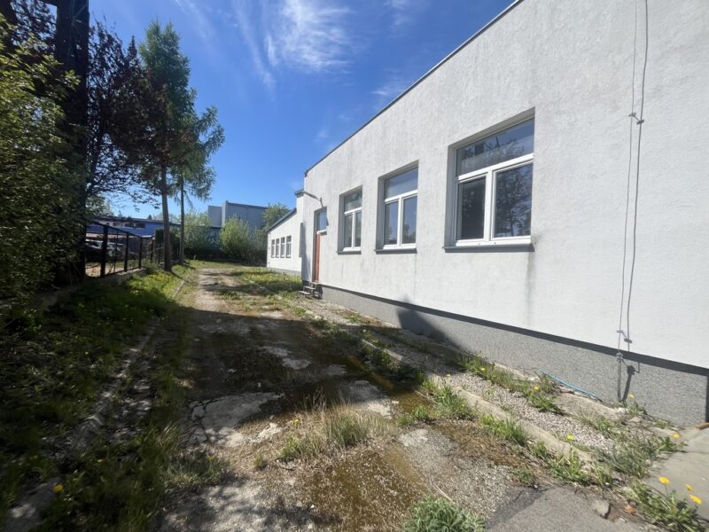 Łęczna - hala produkcyjno - usługowa z częścią mieszkalną - 1000m2 - SPRZEDAŻ lub WYNAJEM~Na sprzedaż lub wynajem nowoczesny obiekt produkcyjno - usługowy z czę- ŁĘCZNA, LUBELSKIE na SPRZEDAŻ