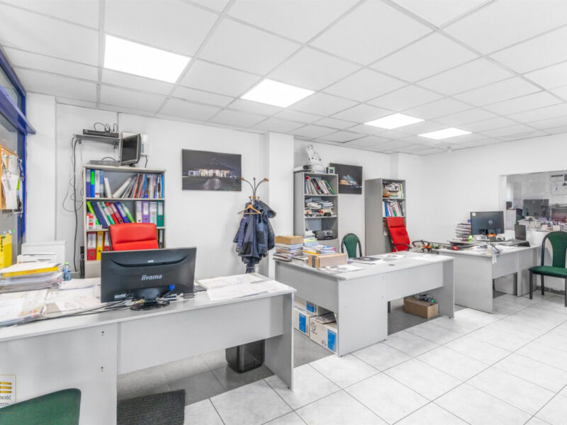 Lokal z magazynem 196m2 - Lublin, Bronowice - Lublin - portal ogłoszeniowy