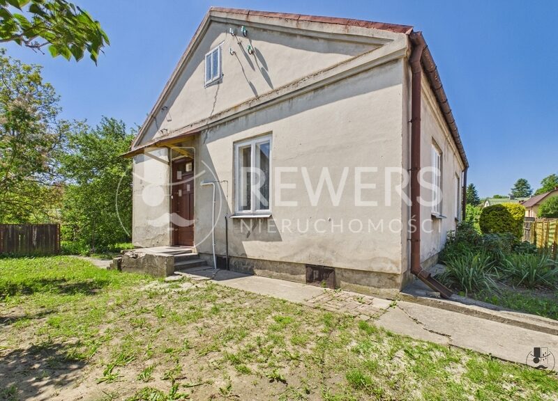 Na sprzedaż dom z działką 714 m² –Kurów, Lubelskie