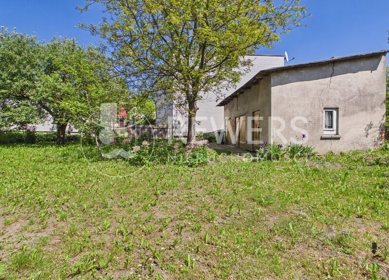 Na sprzedaż dom z działką 714 m² –Kurów, Lubelskie