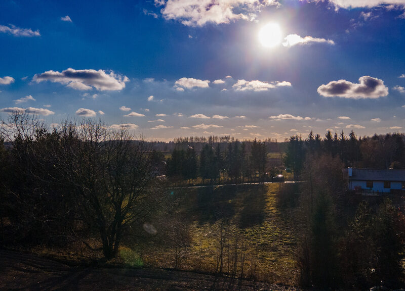 Na sprzedaż działka 2700 m² – do 25% zabudowy!
