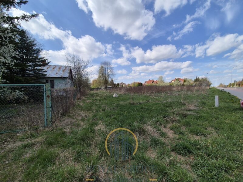Do sprzedaży działka budowlana w Świdniku położona przy ulicy Wyszyńskiego o powierzchni 1343 m2.
