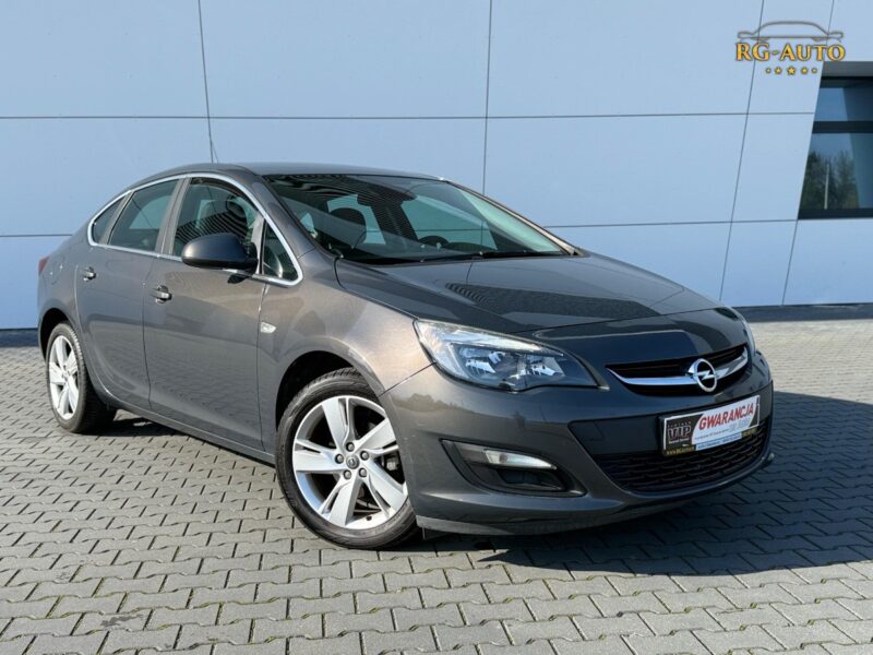 Opel Astra, 1.4T Cosmo Lift! Sedan!!! Oryginał 1Tkm! Piękna! Gwarancja 15mieś! J (2009-2019) - na sprzedaż | Lubelskie