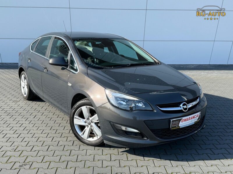 Opel Astra 1.4T Cosmo Lift! Sedan!!! Oryginał 1Tkm! Piękna! Gwarancja 15mieś!
