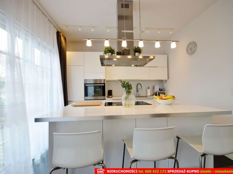 Oferta tylko w Biurze KNC CITy~~LUBLIN: polecam do zakupu atrakcyjny dom wolnostojący o pow. 167 m² położony na ładnej zagospodarowanej działce. Dom posiada 3 k- LUBLIN, LUBELSKIE na SPRZEDAŻ