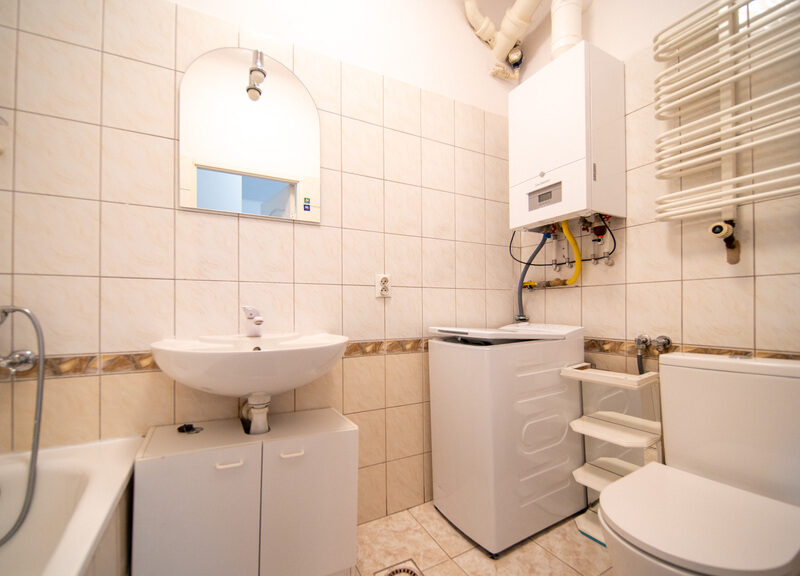 Przestronne jasne mieszkanie z duszą (42,45 m2) | Ścisłe Centrum Lublina – tuż przy Zamku!