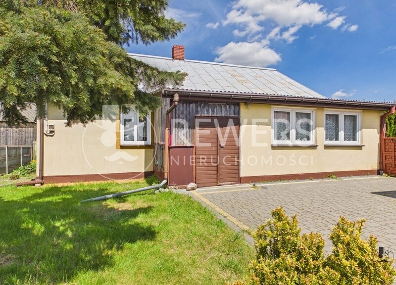 Na sprzedaż siedlisko z klimatem– dom i zabudowania gospodarcze na dużej działce 2779 m². Oferuję drewniany dom otynkowany i docieplony o powierzchni 79  m², po - Siedlisko na sprzedaż Jeleń gm. Ostrówek