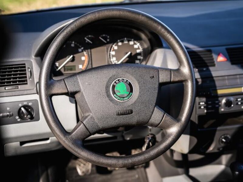 Skoda Fabia śladowy przebieg - 24 letnie auto jak nowe 31929 km