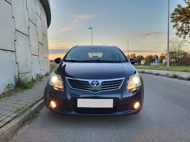 Toyota Avensis Toyota Avensis Salon PL Automat Xenon Kyless GO ZAMIANA GWARANCJA!