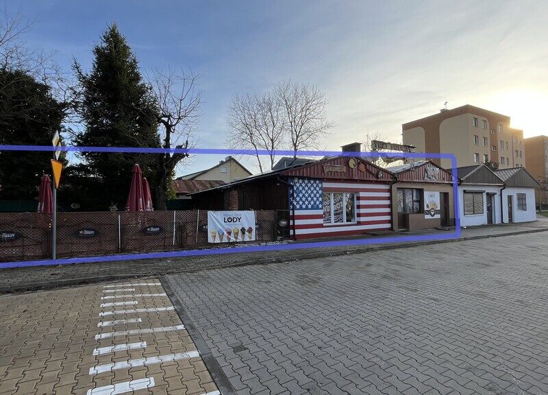 lokal 100 m2 atrakcyjna lokalizacja Kozienice.