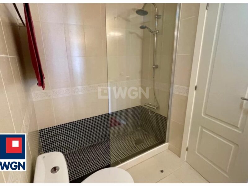 na sprzedaż -Alicante Benidorm, na sprzedaż widokowy, dwupoziomowy apartament o powierzchni 151m2, przy morzu.