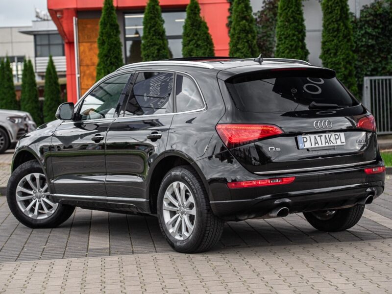 Audi Q5 2,0 TFSI automat bogate wyposażenie panoramiczny dach, quattro