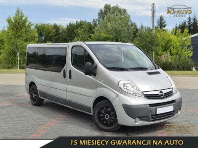 Opel Vivaro 2.5CDTI Długi 6 osób VAT23% Serwis Oryginał 254Tkm! Gwarancja 15mieś!!