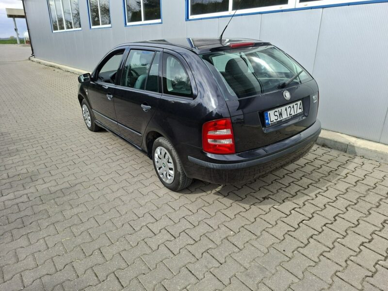 Škoda Fabia 1.9 diesel klimatyzacja ważne opłaty