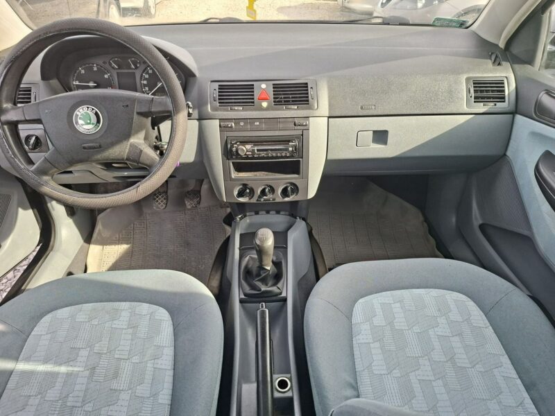 Škoda Fabia 1.9 diesel klimatyzacja ważne opłaty
