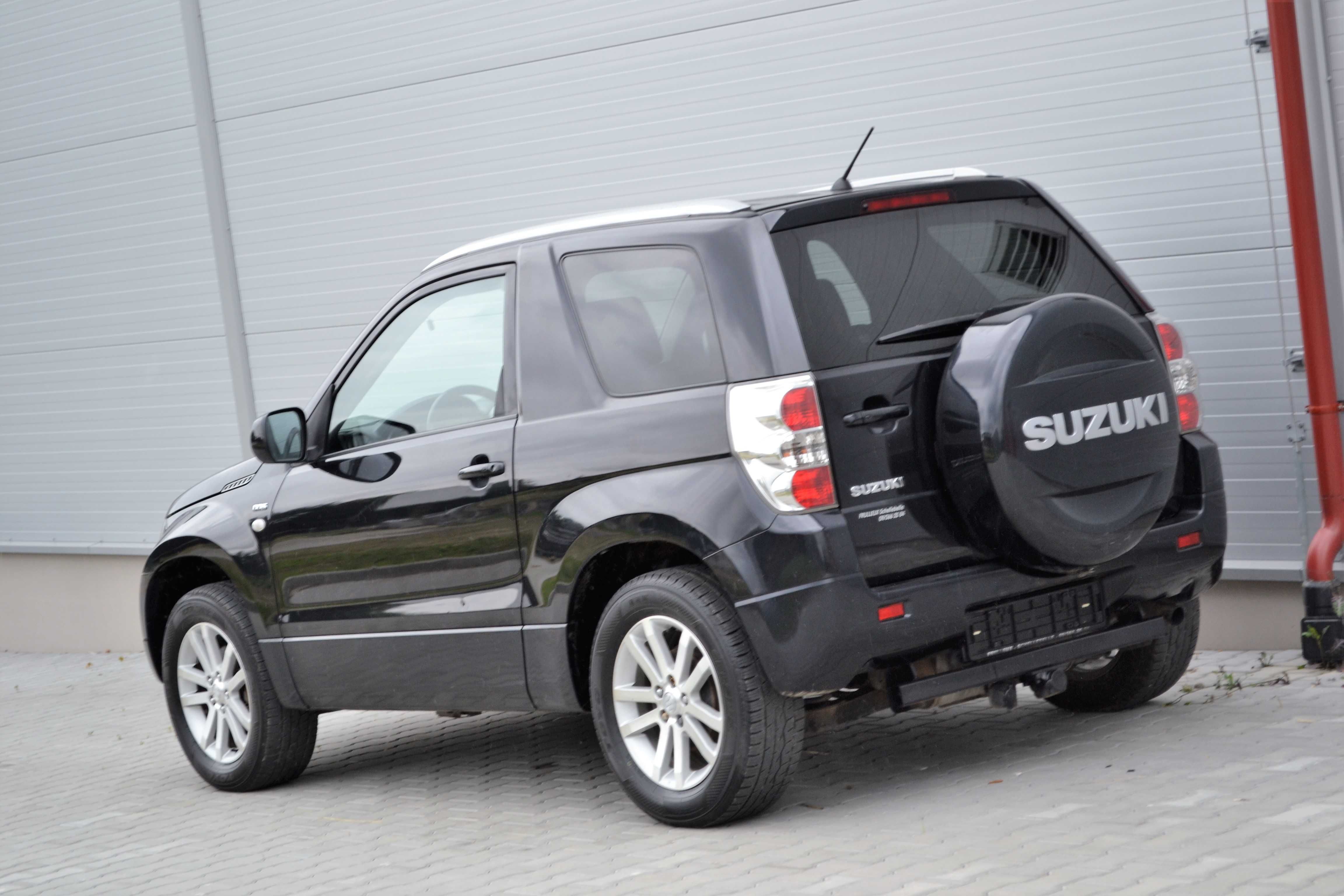 Suzuki Grand Vitara 1.9DDiS 130KM**4x4**Krótka**Skóra**Podgrzewane fotele