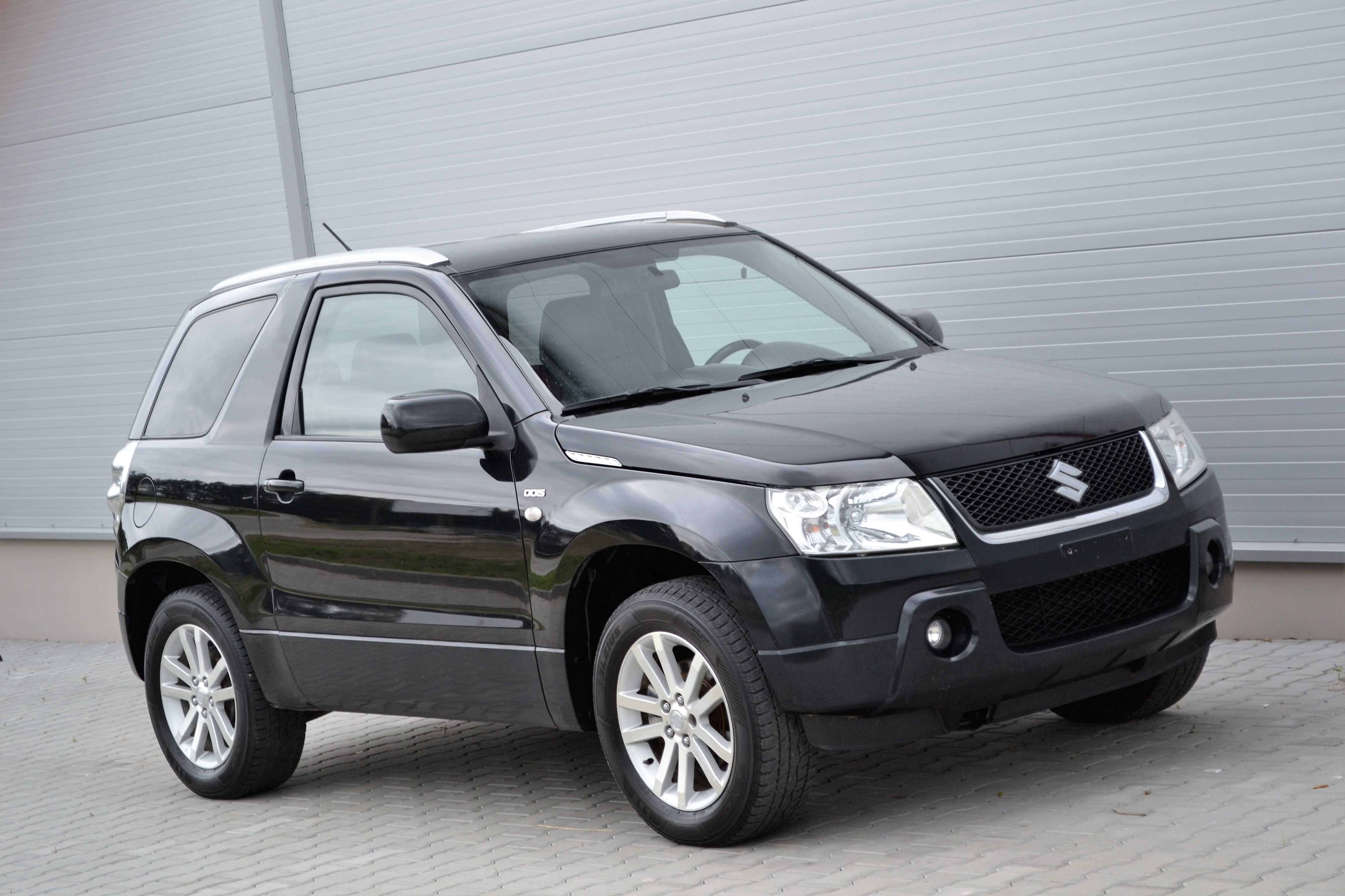 Suzuki Grand Vitara 1.9DDiS 130KM**4x4**Krótka**Skóra**Podgrzewane fotele