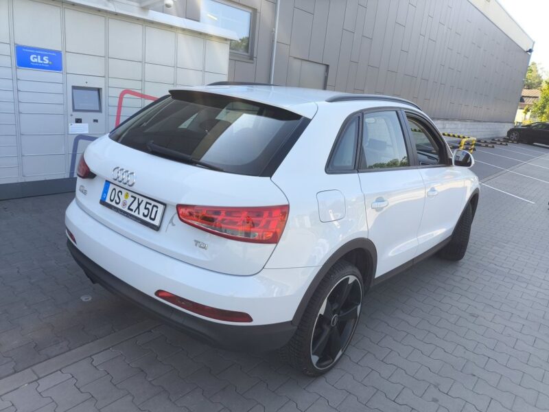 Audi Q3 - Radio